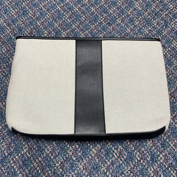 Preloved Riley Versa bag - Picture 2 of 13